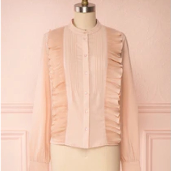 Girly Blouse 🌸 - Picture 2 of 3